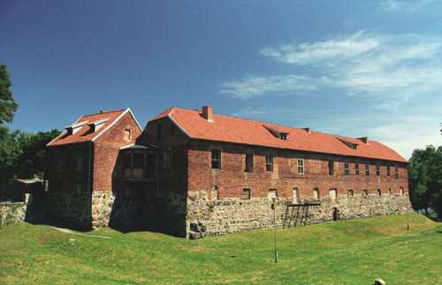 В Штумском замке находится главный офис ассоциации рыцарского Братства.