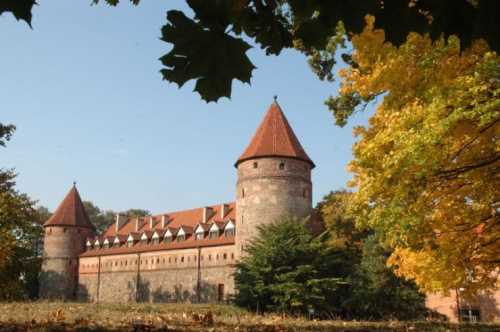 Тевтонский замок в Бытове.